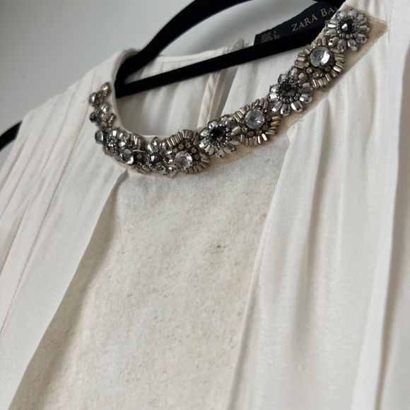 Zara Basic Cream Jeweled Collar Sleeveless Top Large - Picture 2 of 9